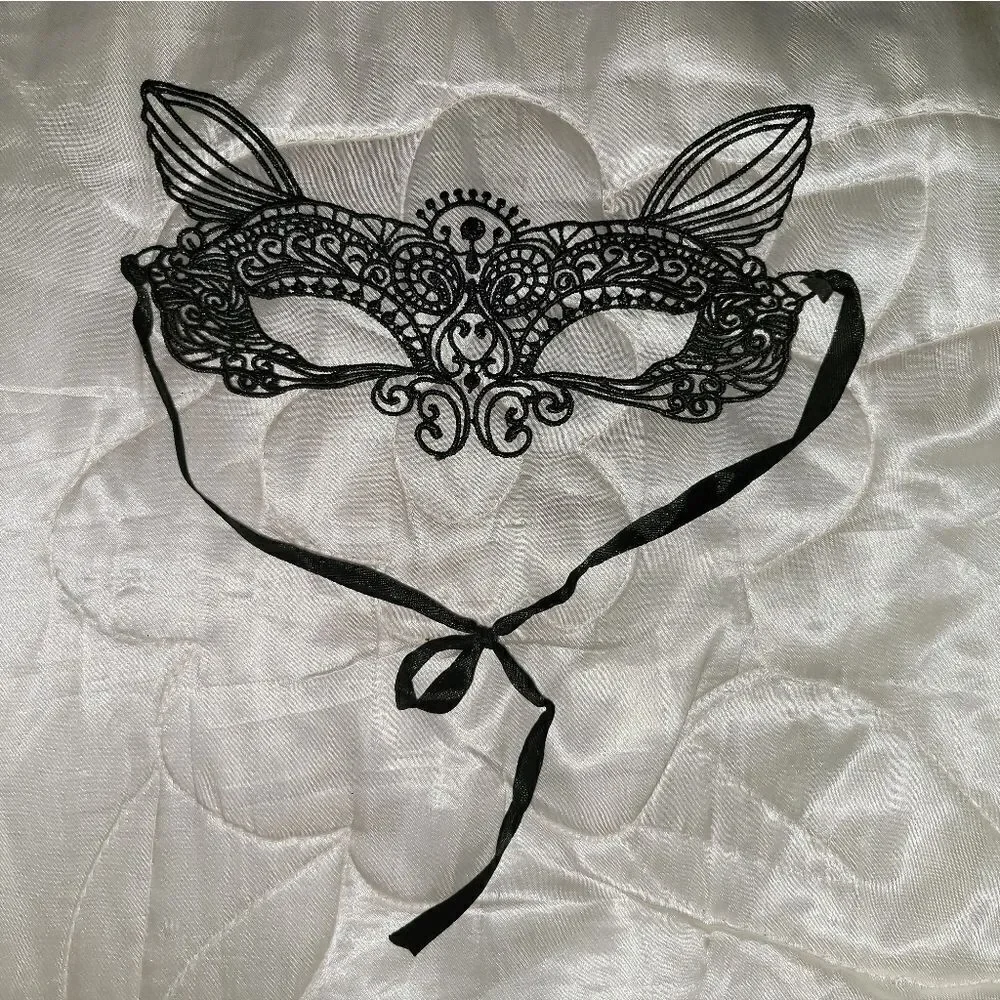 Role play mask masquerade